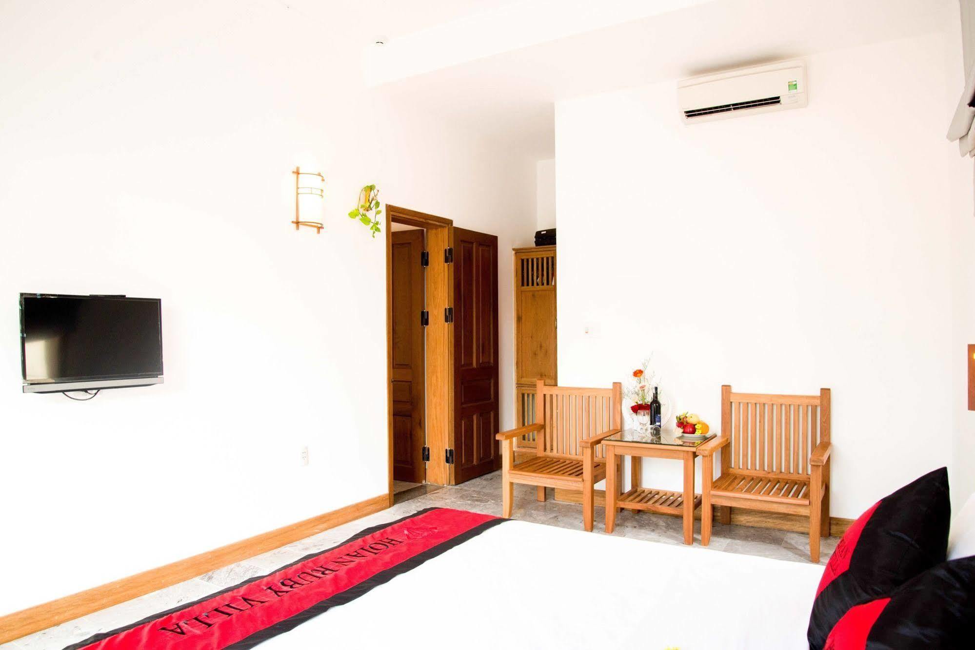 Ruby Hotel Hoi An Exterior foto